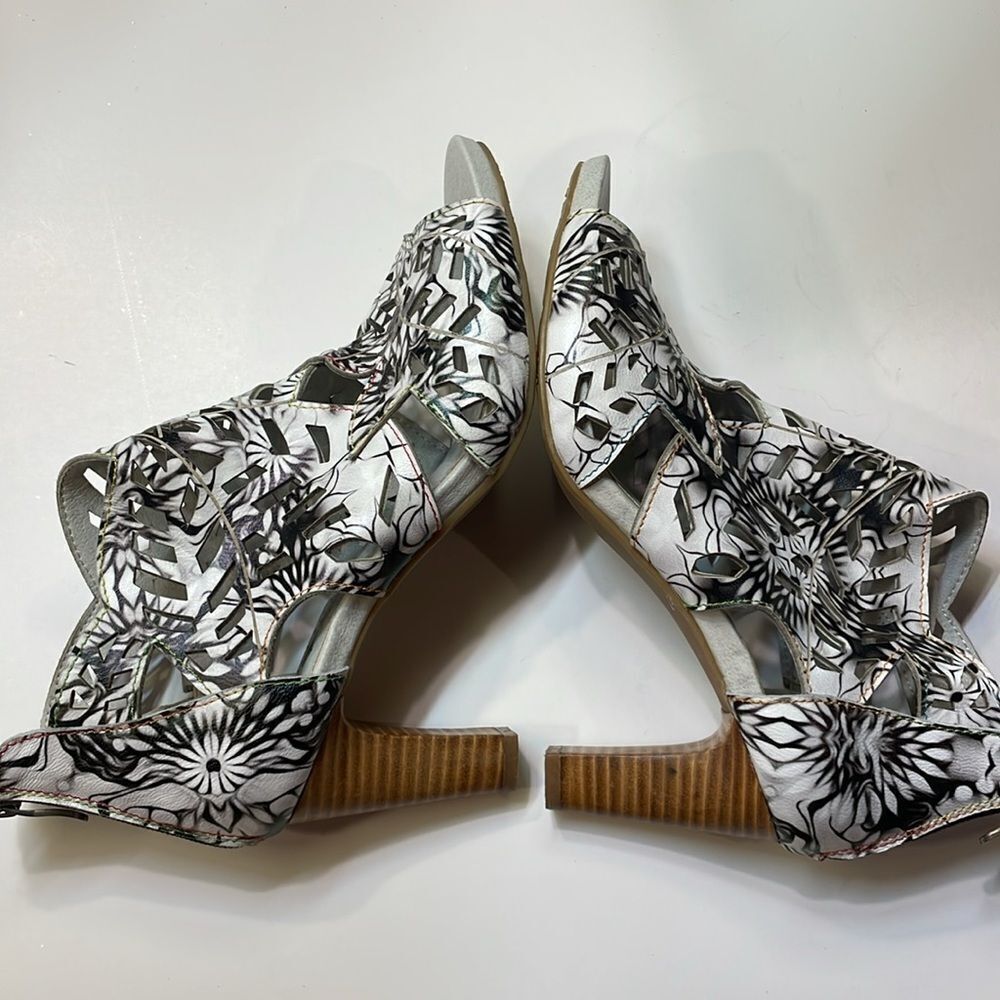 L’Artistic Womens Spring Step Amora Hand Painted Leather Sandal Heel Sz 10.5 - Picture 8 of 14